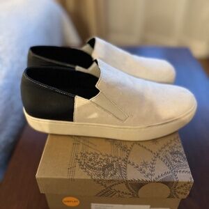 Free People Leather Sneakers - size 10 - EUC